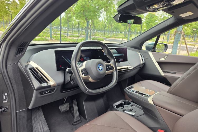 Used BMW iX 2022 xDrive40 Interior 5