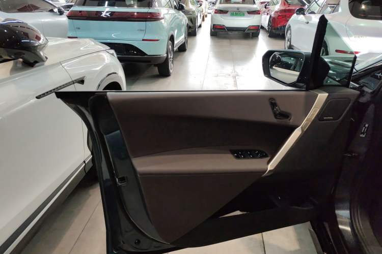 Used BMW iX 2022 xDrive40 Left Front Door Interior