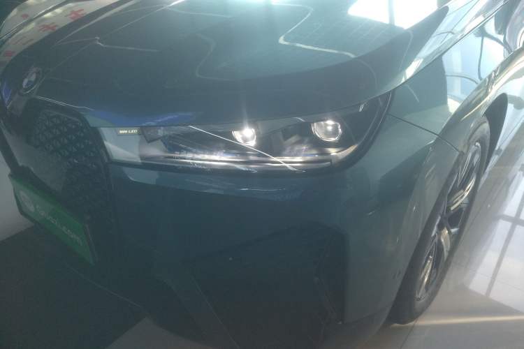 Used BMW iX 2022 xDrive40 Left Front Headlight