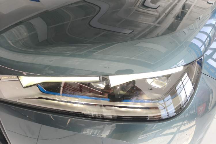 Used BMW iX 2022 xDrive40 Left Front Headlight