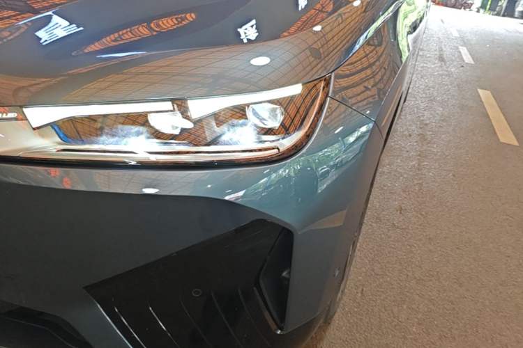 Used BMW iX 2022 xDrive40 Left Front Headlight