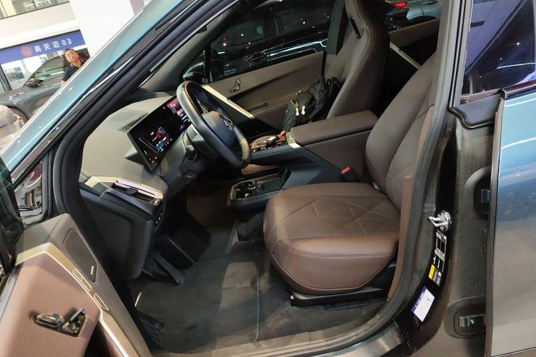 Used BMW iX 2022 xDrive40 Left Front Seat