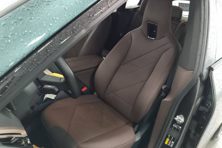 Used BMW iX 2022 xDrive40 Left Front Seat