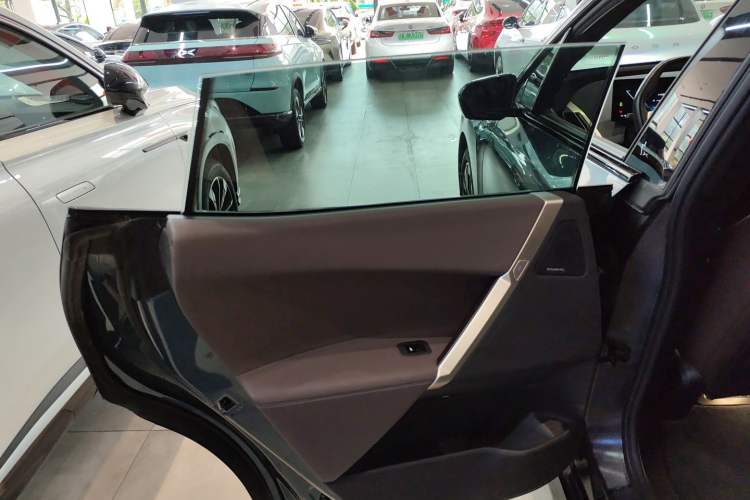 Used BMW iX 2022 xDrive40 Left Rear Door Interior