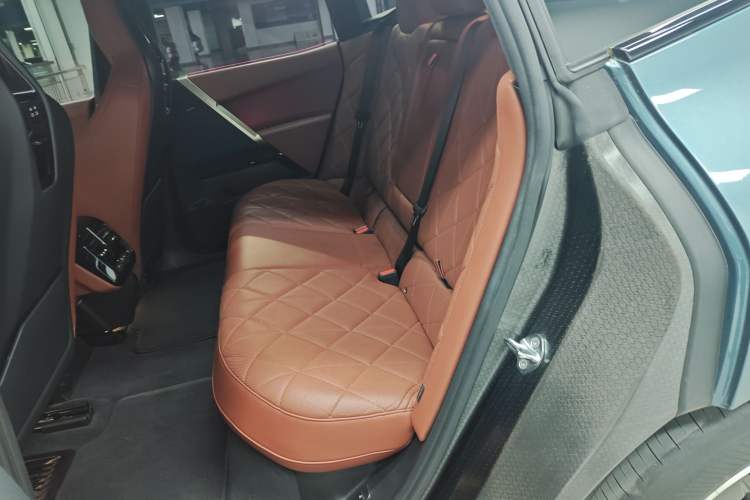 Used BMW iX 2022 xDrive50 Left Rear Seat