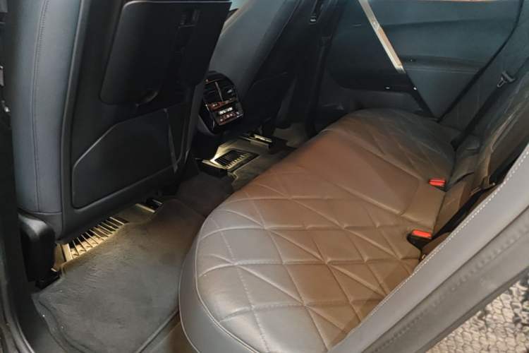 Used BMW iX 2022 xDrive40 Left Rear Seat