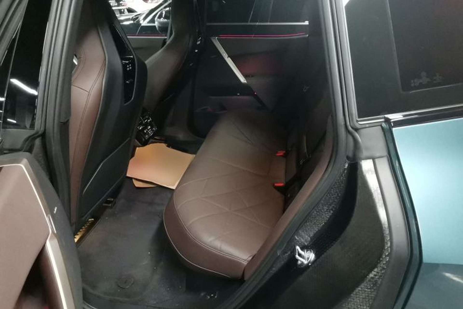 Used BMW iX 2022 xDrive40 Left Rear Seat