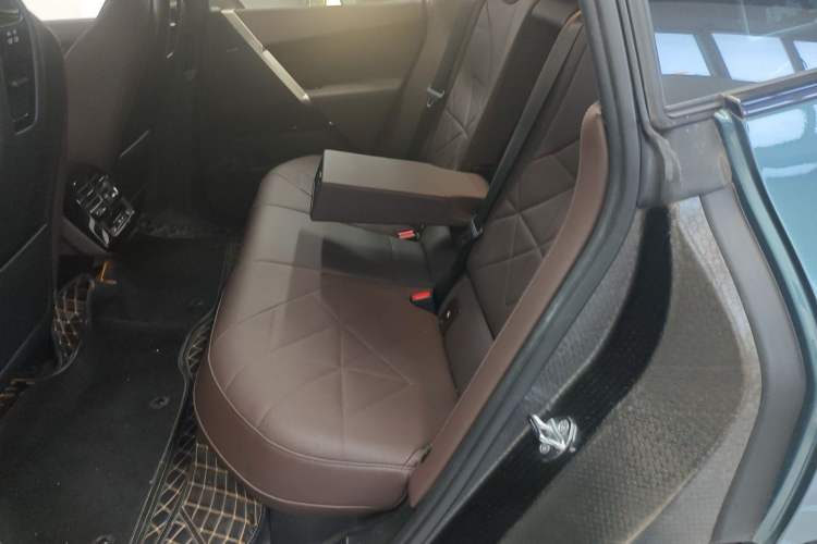 Used BMW iX 2022 xDrive40 Left Rear Seat