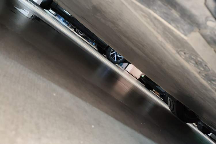 Used BMW iX 2022 xDrive40 Left Side Sill