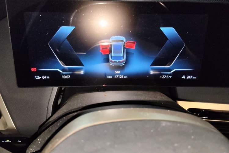 Used BMW iX 2022 xDrive40 Odometer Close Up