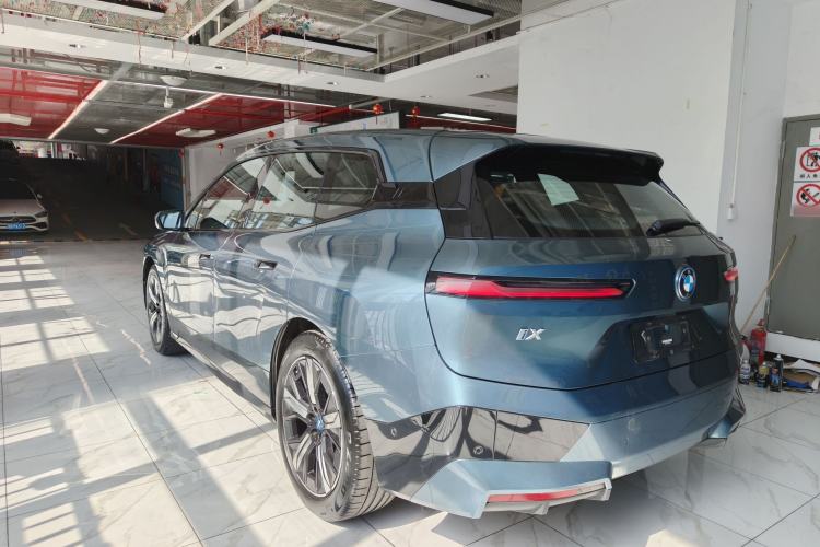 Used BMW iX 2022 xDrive40 Rear Left 45 Deg