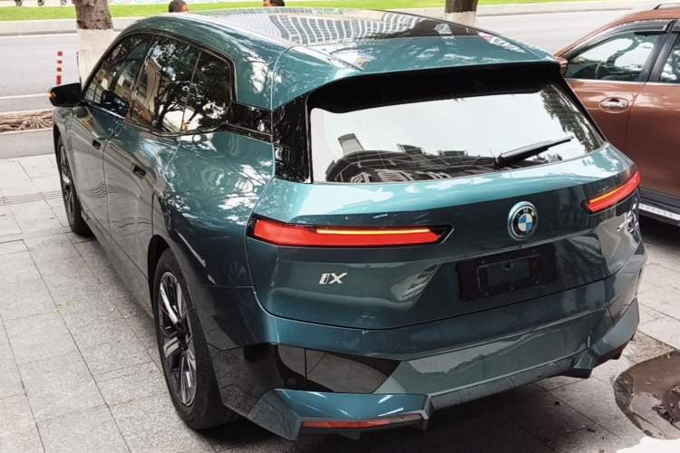 Used BMW iX 2022 xDrive40 Rear Left 45 Deg