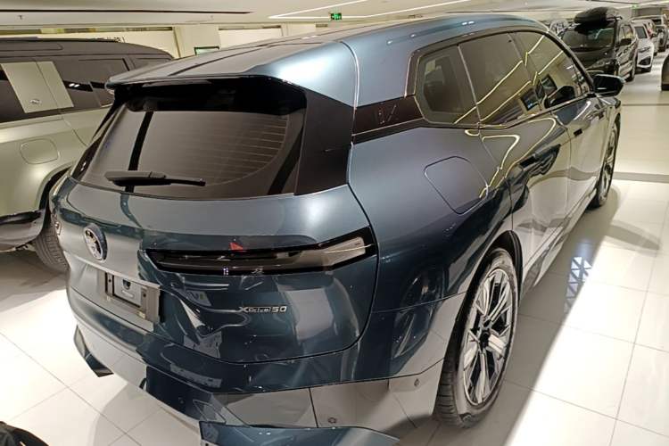 Used BMW iX 2022 xDrive50 Rear Right 45 Deg