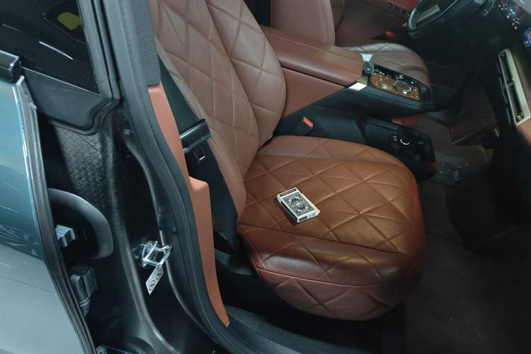 Used BMW iX 2022 xDrive50 Right Front Seat
