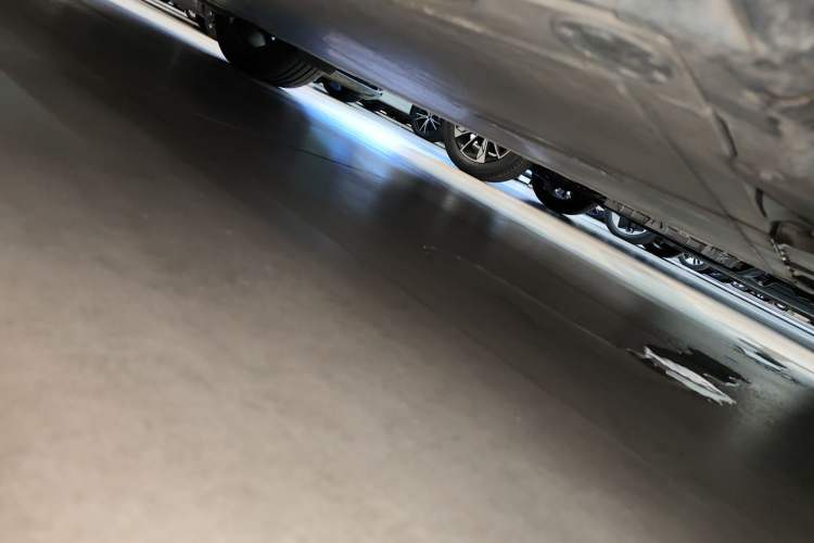 Used BMW iX 2022 xDrive40 Right Side Sill