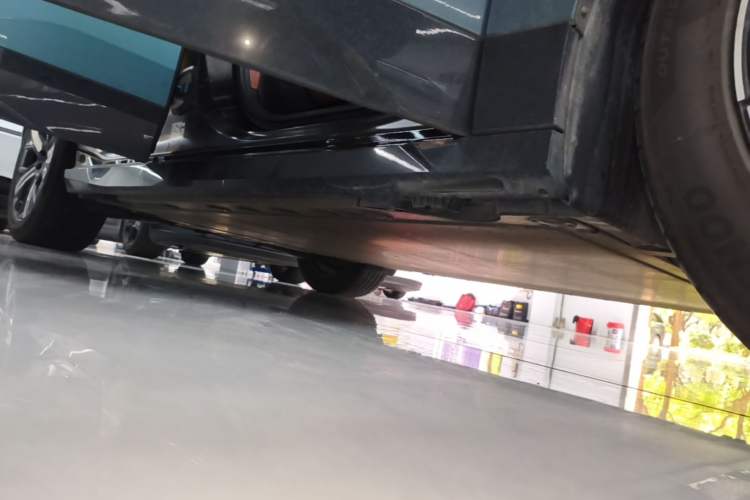 Used BMW iX 2022 xDrive50 Right Side Sill