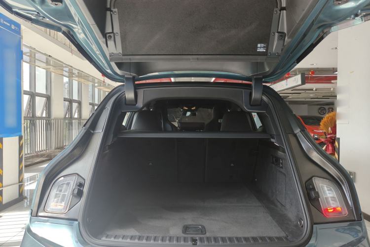 Used BMW iX 2022 xDrive40 Trunk