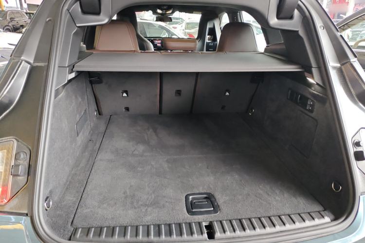 Used BMW iX 2022 xDrive40 Trunk