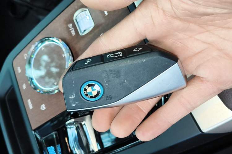 Used BMW iX 2022 xDrive40 Vehicle Key