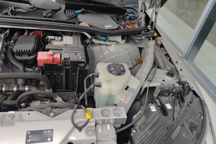 Used BMW iX 2022 xDrive50 Engine Bay Left