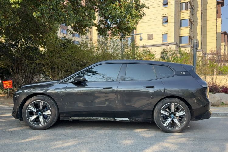 Used BMW iX 2022 xDrive50 Exterior 7