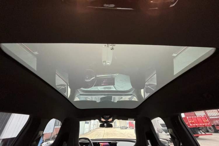 Used BMW iX 2022 xDrive40 Headliner