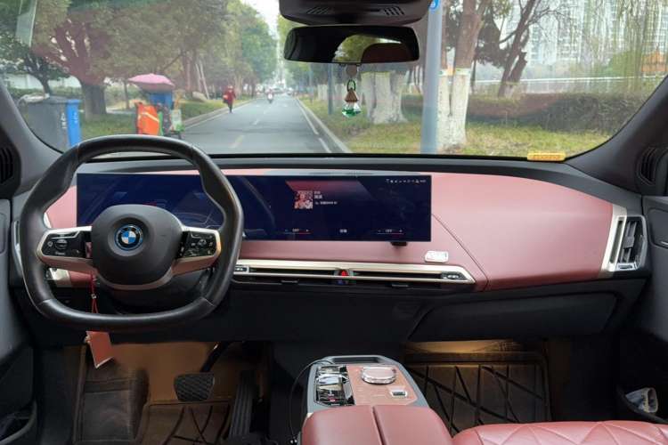 Used BMW iX 2022 xDrive50 Interior 1