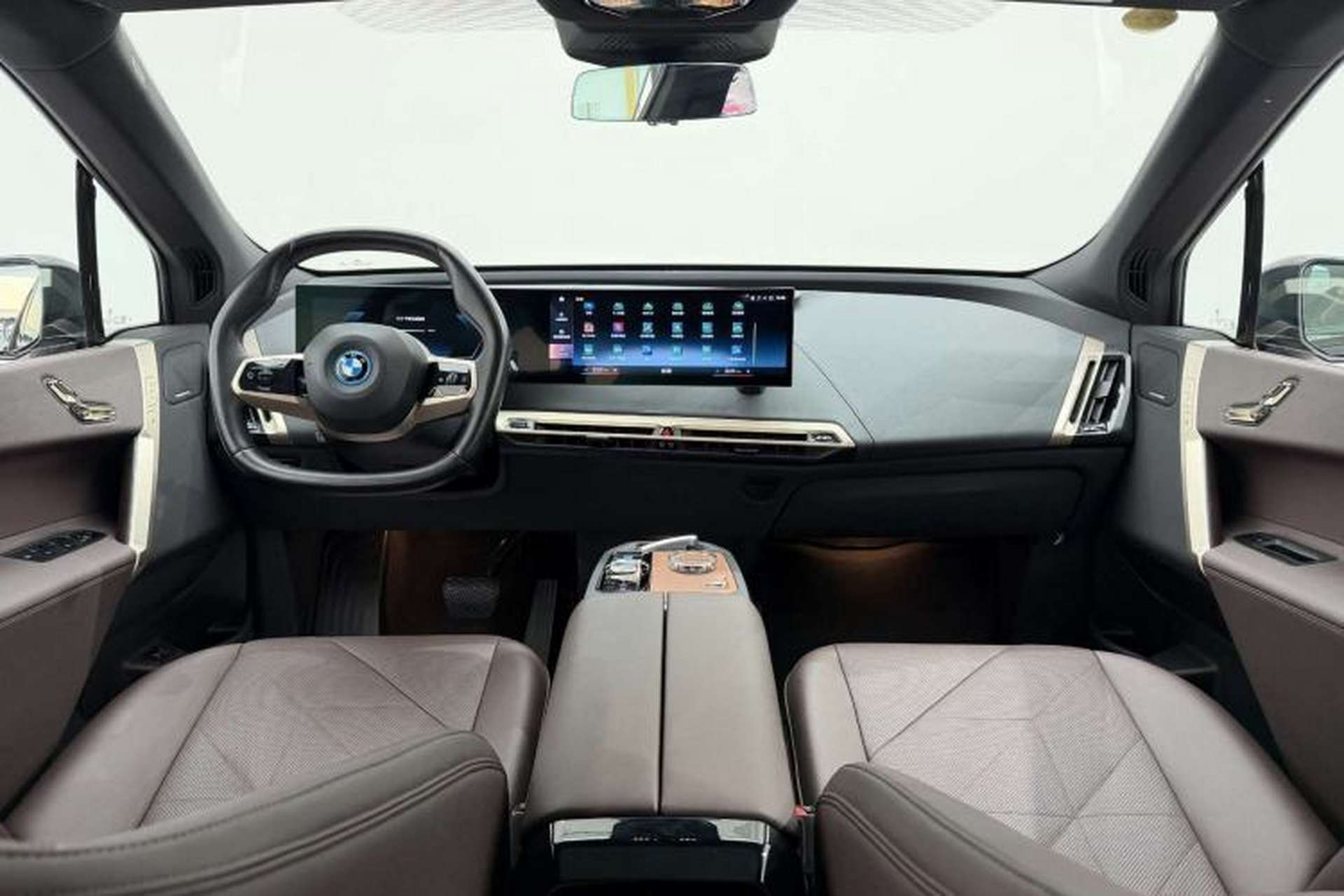 Used BMW iX 2022 xDrive40 Interior 2