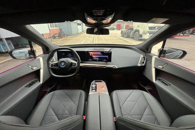 Used BMW iX 2022 xDrive40 Interior 3