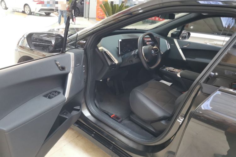 Used BMW iX 2022 xDrive40 Interior 3