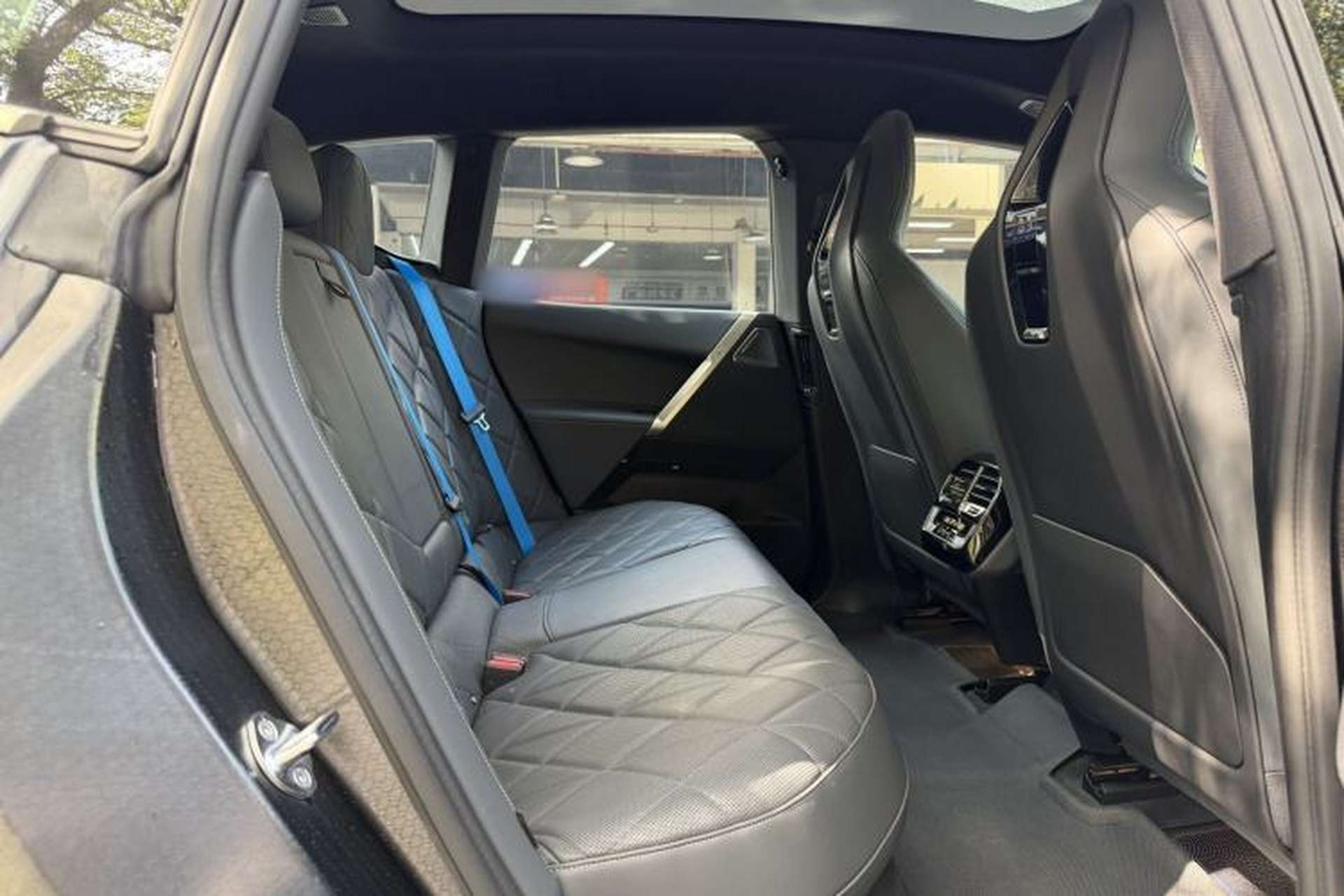 Used BMW iX 2022 M60 Interior 4
