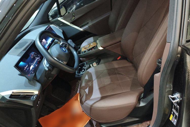 Used BMW iX 2022 xDrive40 Left Front Seat