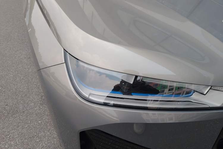 Used BMW iX 2022 xDrive50 Right Front Headlight
