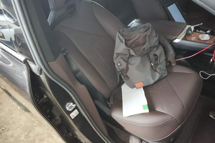 Used BMW iX 2022 xDrive40 Right Front Seat