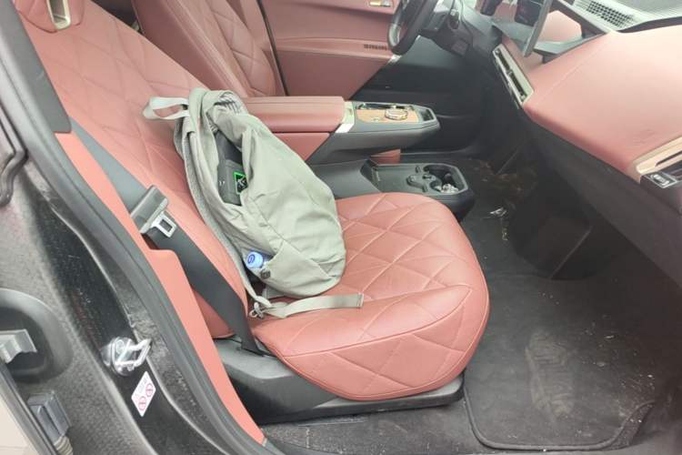 Used BMW iX 2022 M60 Right Front Seat