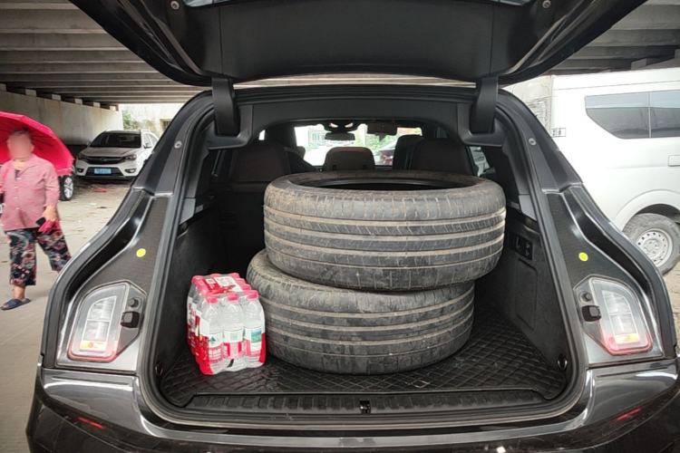 Used BMW iX 2022 xDrive40 Trunk