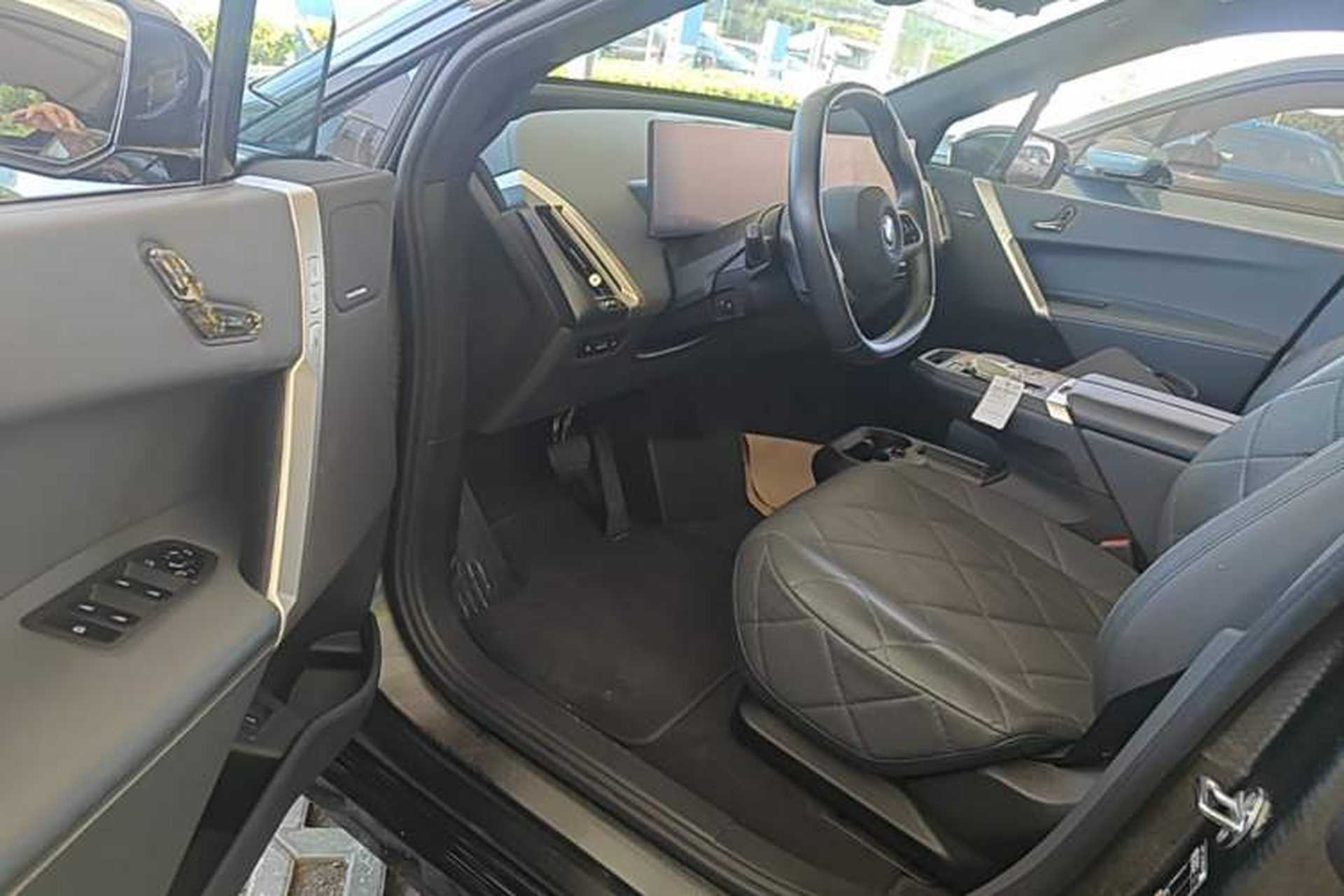 Used BMW iX 2022 xDrive40 Driver Seat