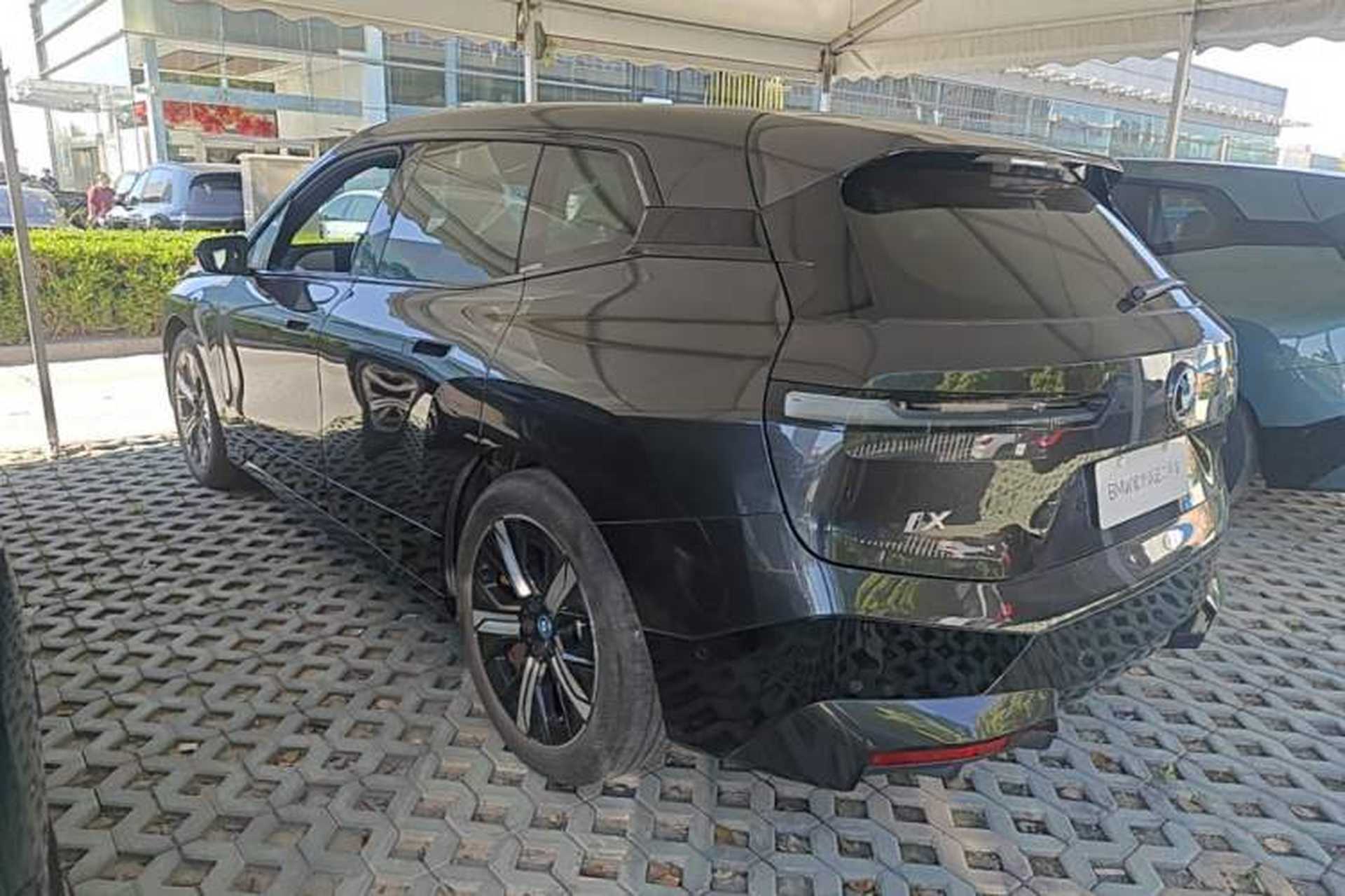 Used BMW iX 2022 xDrive40 Rear Left 45 Deg
