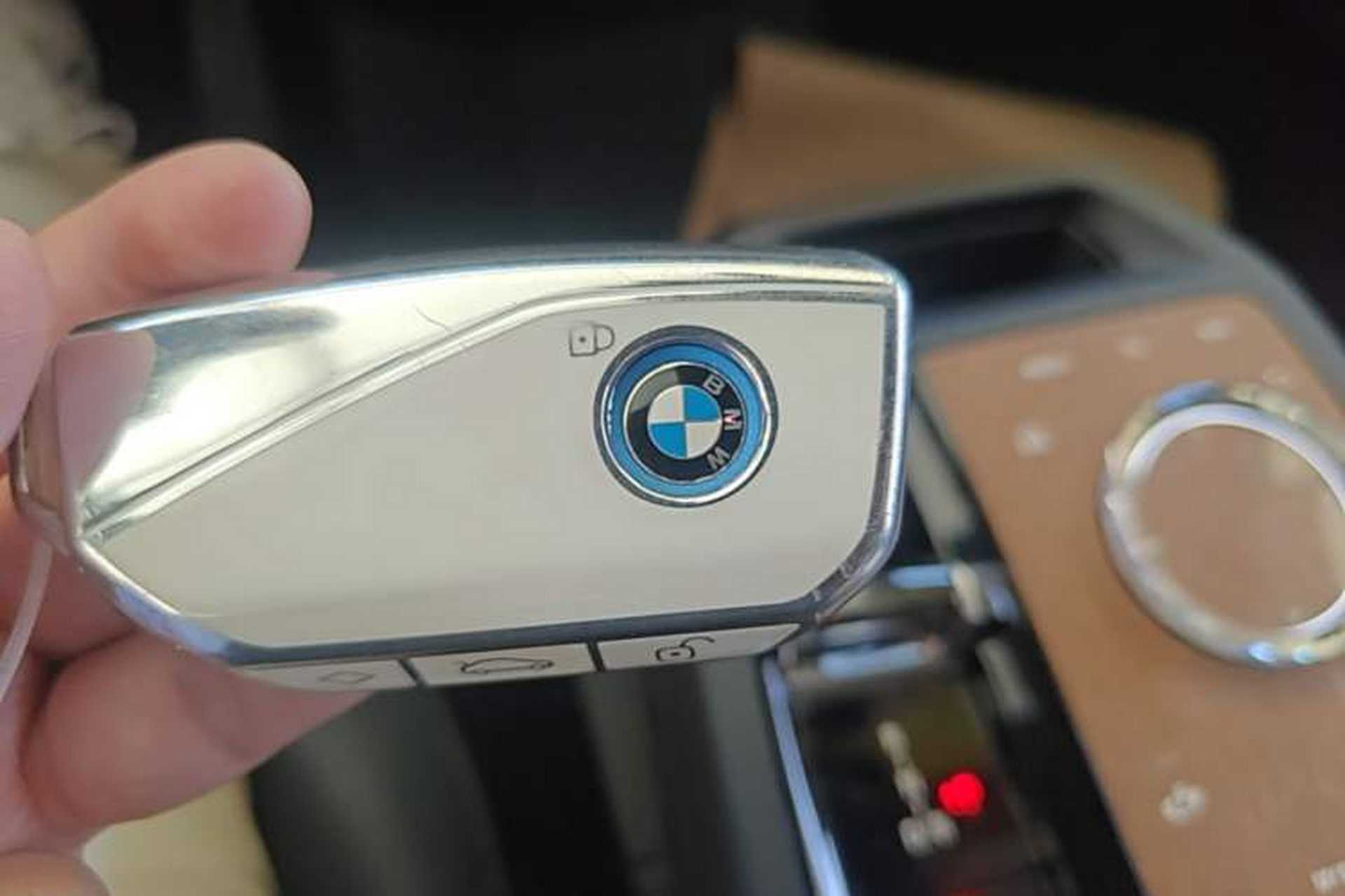 Used BMW iX 2022 xDrive40 Vehicle Key