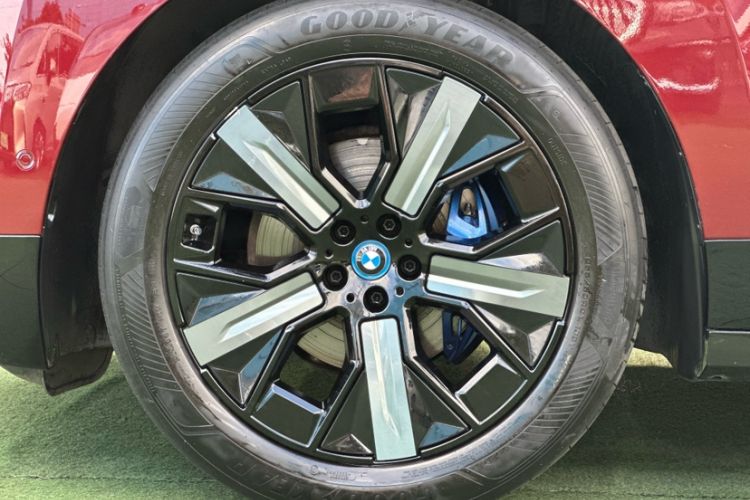 Used BMW iX 2022 xDrive40 Exterior 8