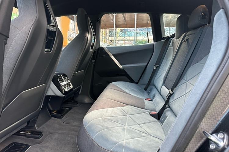 Used BMW iX 2022 xDrive40 Interior 7