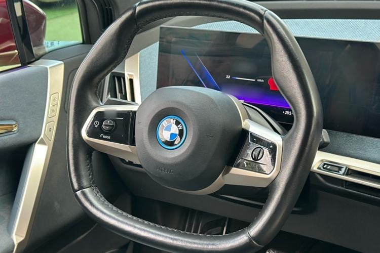 Used BMW iX 2022 xDrive40 Interior 8