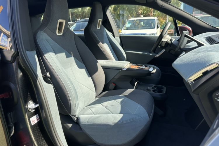Used BMW iX 2022 xDrive40 Right Front Seat