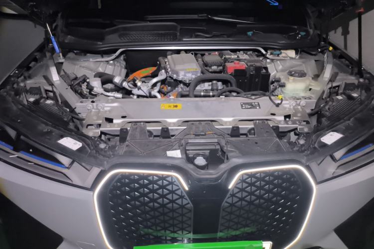 Used BMW iX 2022 xDrive40 Engine Bay