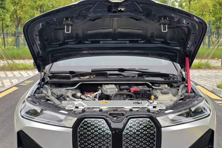 Used BMW iX 2022 xDrive40 Engine Bay