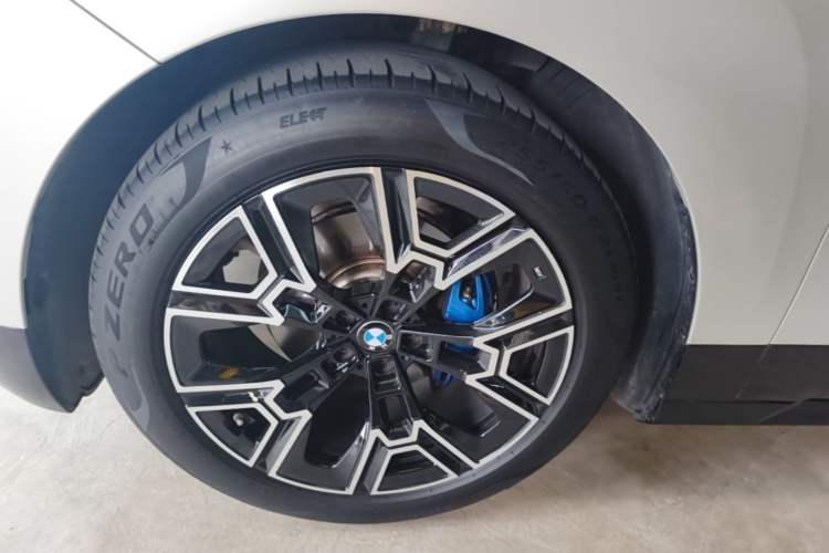Used BMW iX 2022 xDrive40 Exterior 4