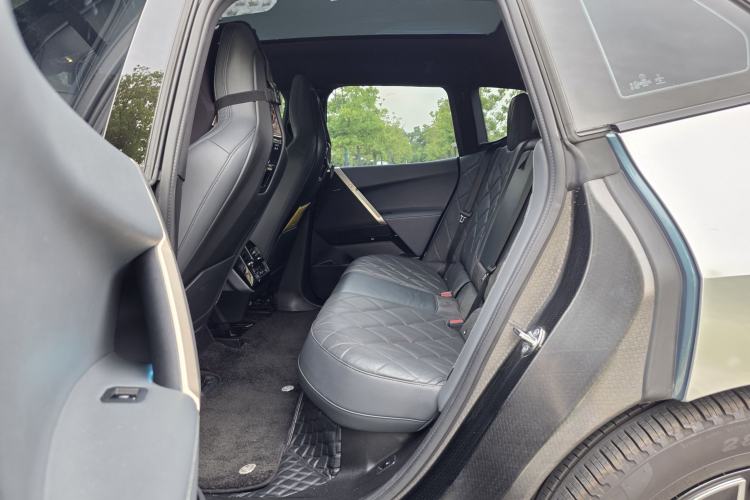 Used BMW iX 2022 xDrive40 Interior 3