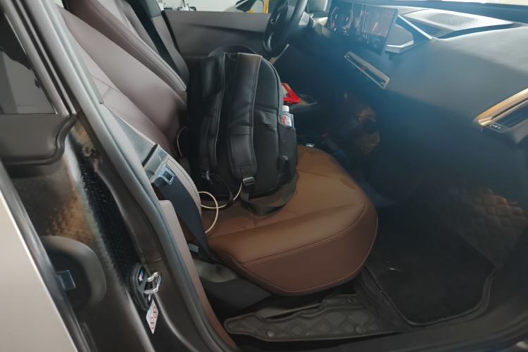 Used BMW iX 2022 xDrive40 Right Front Seat