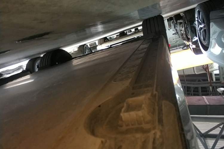 Used BMW iX 2022 xDrive40 Right Side Sill