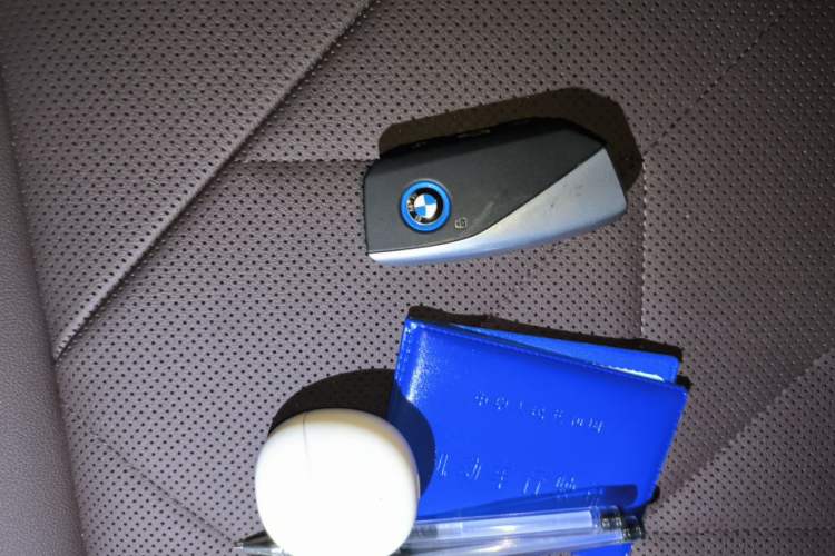 Used BMW iX 2022 xDrive40 Vehicle Key